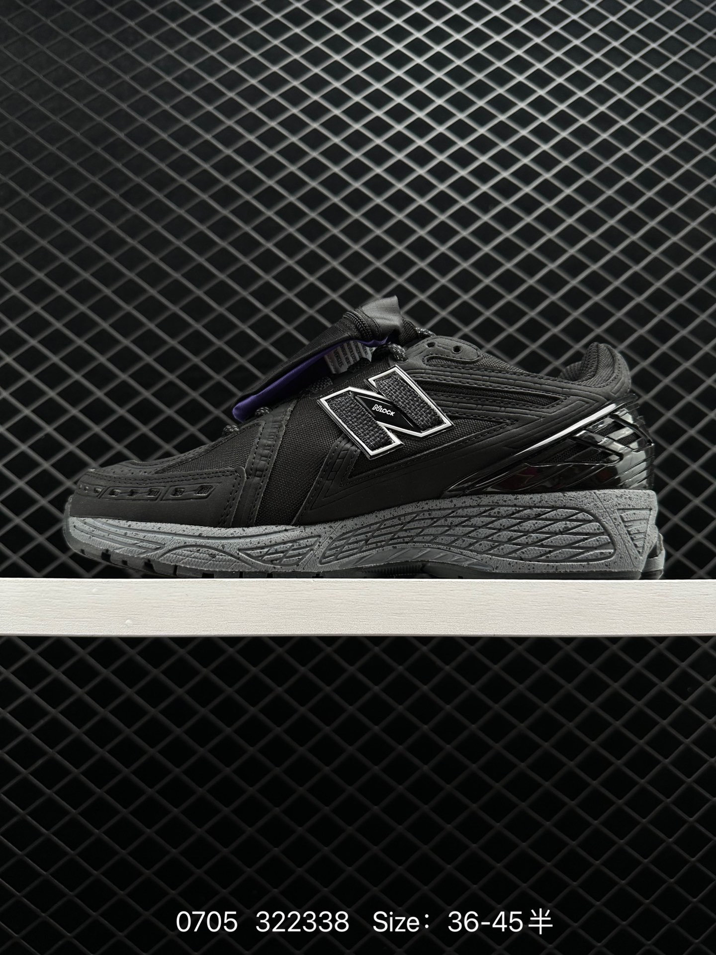 New Balance M1906
